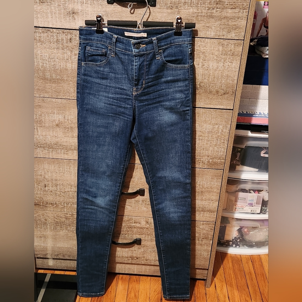 Levis high rise skinny
